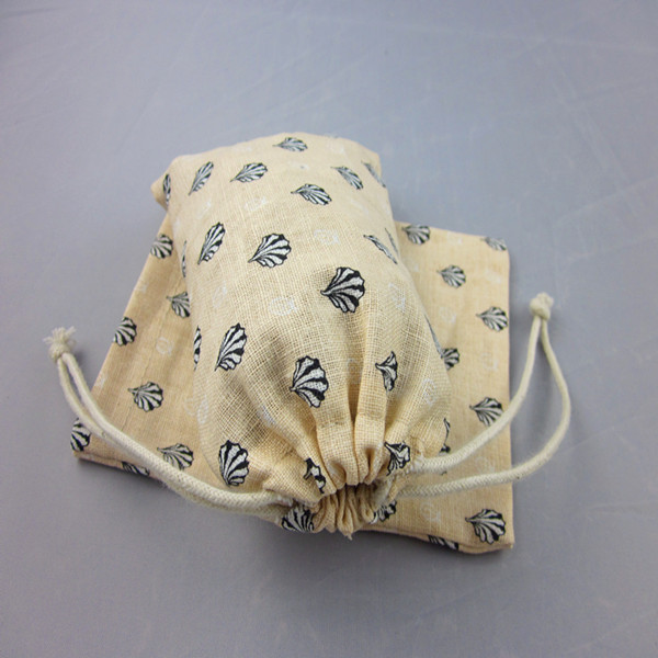 Various drawstring jute candy bag