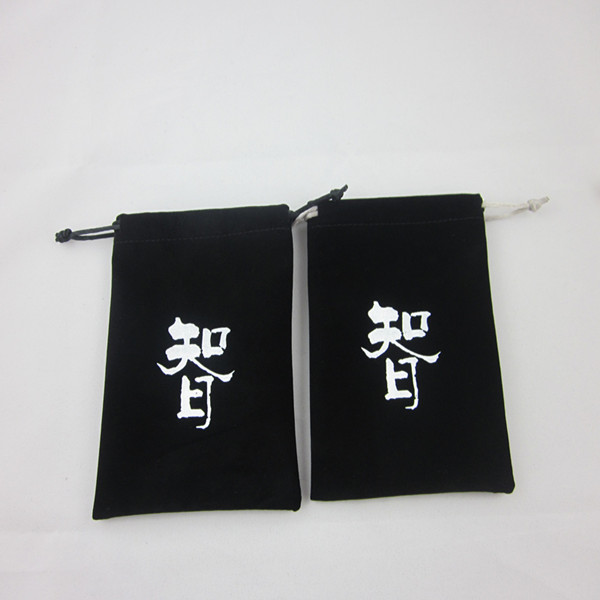 Wholesale fashion black drawstring jewelry velvet pouch with custom logo printed