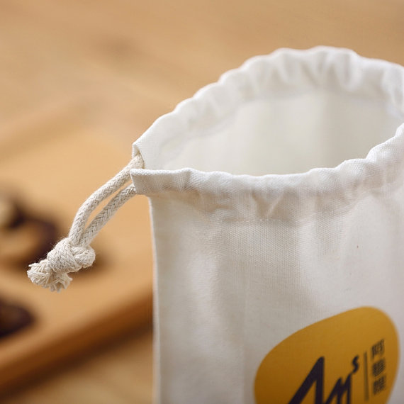 Canvas drawstring bags.jpg Canvas drawstring bags.jpg