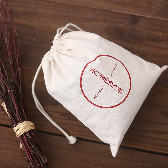 Drawstring jewelry bag.jpg