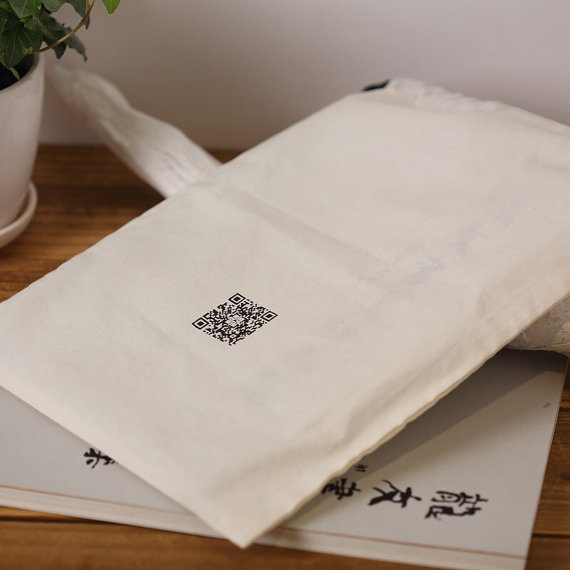 Cotton muslin bags.jpg Cotton muslin bags.jpg