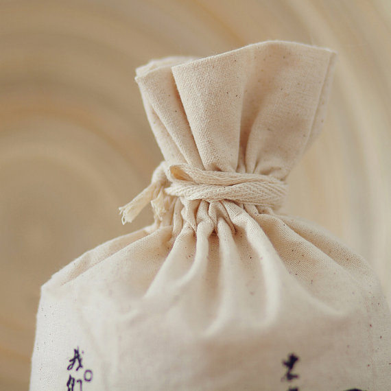 Cotton muslin bags.jpg Cotton muslin bags.jpg