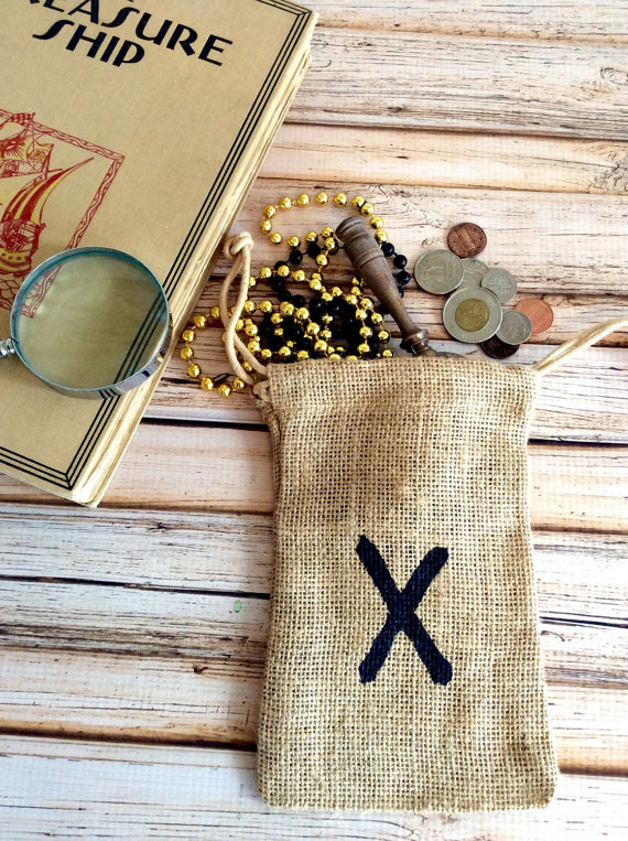 Burlap pouches for jewelry packing.jpg